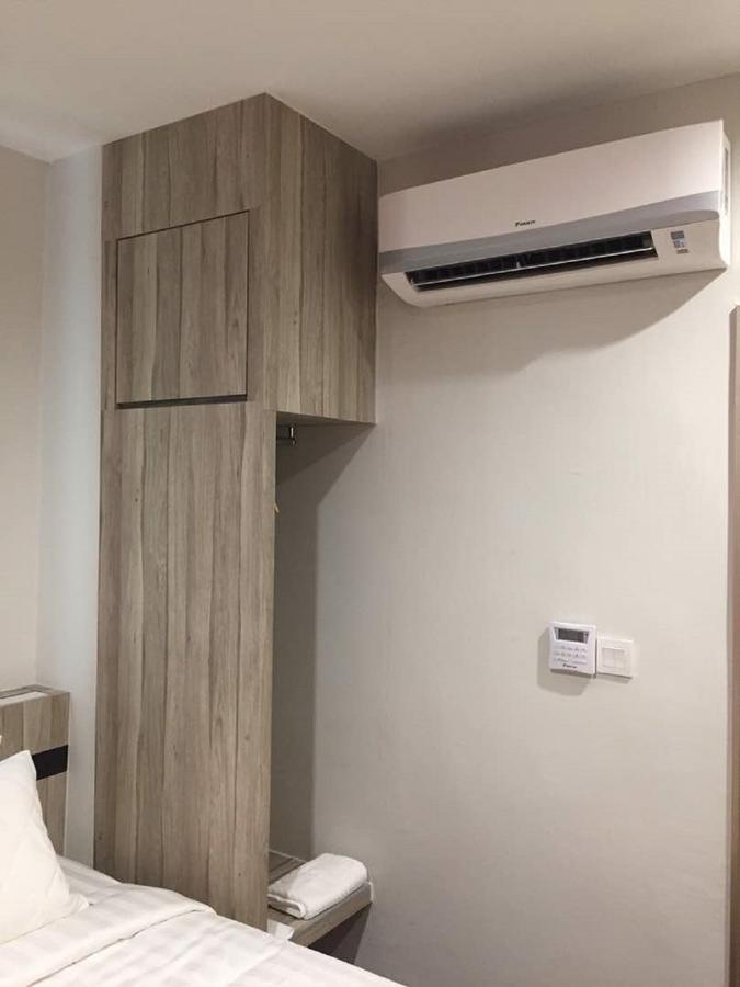 Meriton Inn Куантан Экстерьер фото