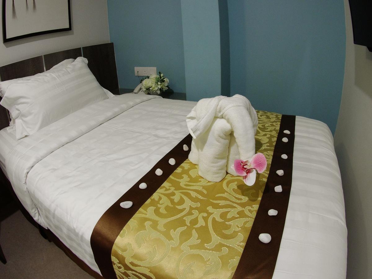 Meriton Inn Куантан Экстерьер фото